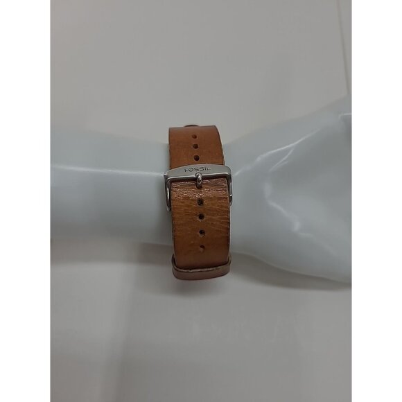Vintage Fossil Watch Leather Band Women's Y2K 90's Vibes New Battery Works Great - Picture 3 of 6